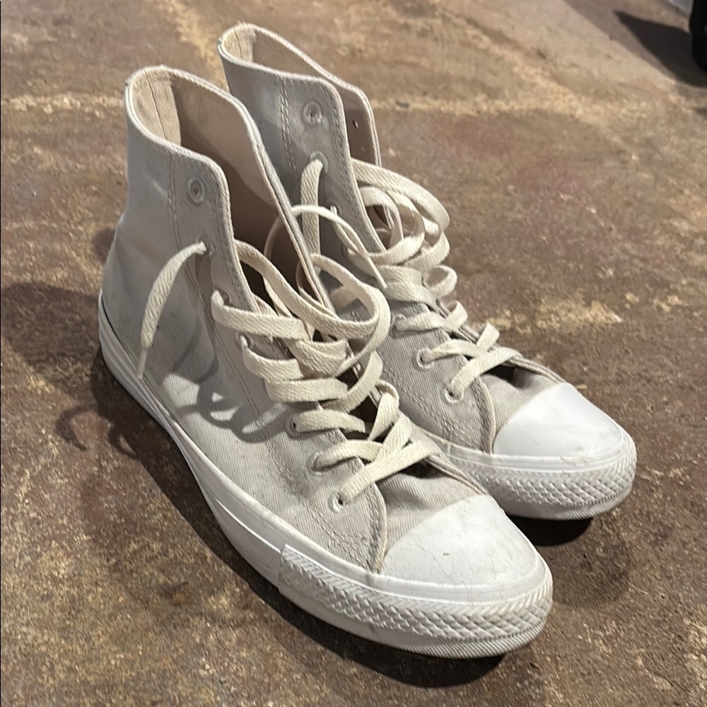 Converse White High-Top Sneakers Canvas Classic